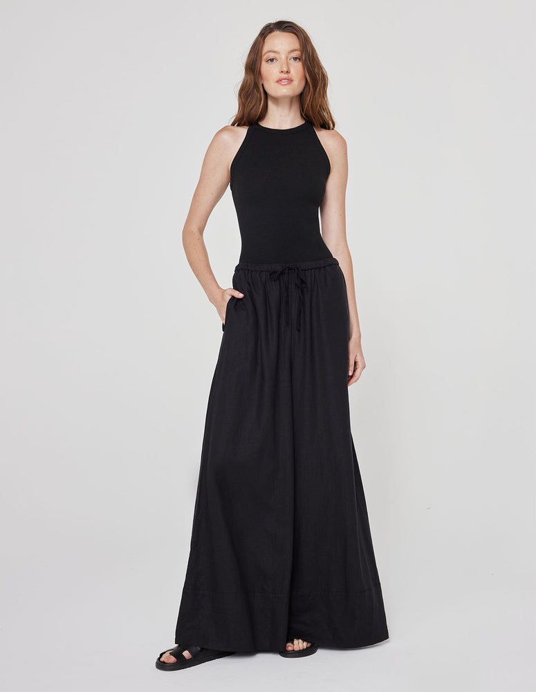 
                  
                    WIDE LEG LINEN PANT IN BLACK
                  
                